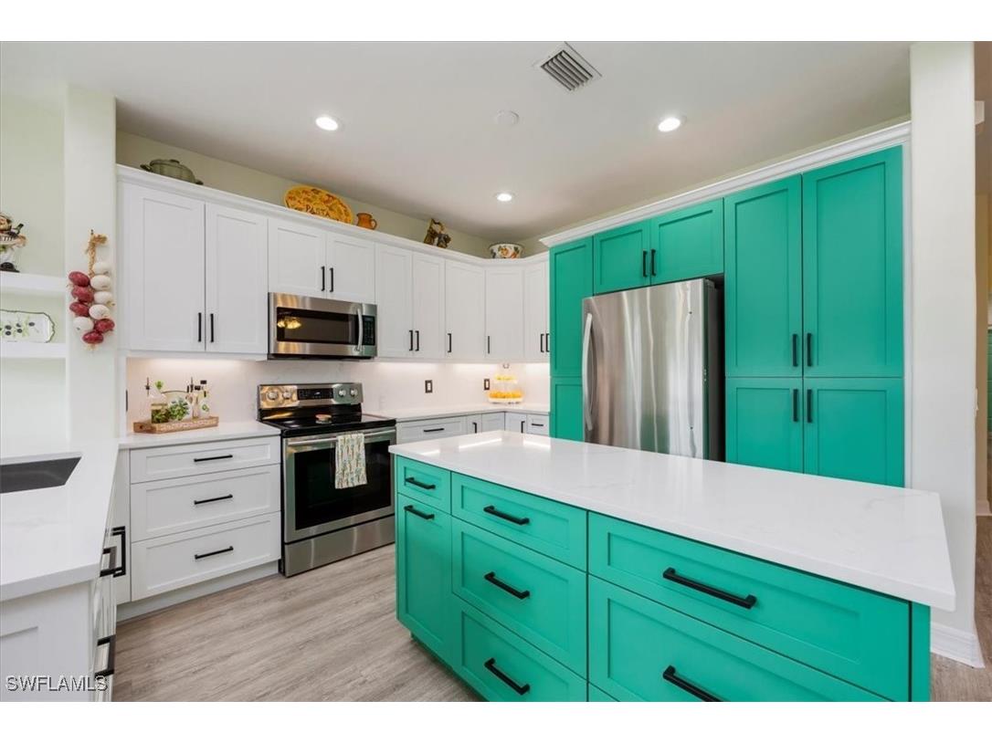 8315 Big Acorn Circle #902 Naples FL 34119 225071069 image6