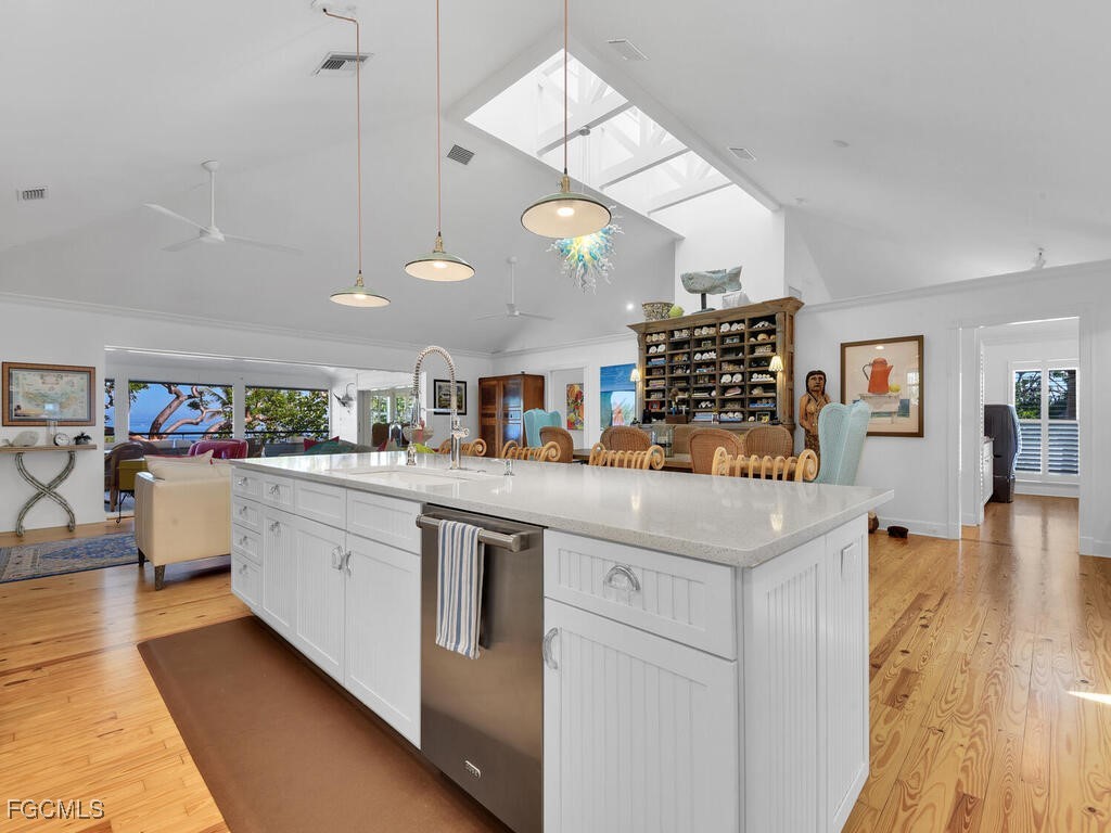 8315 Main Street Bokeelia FL 33922 2025024492 image19