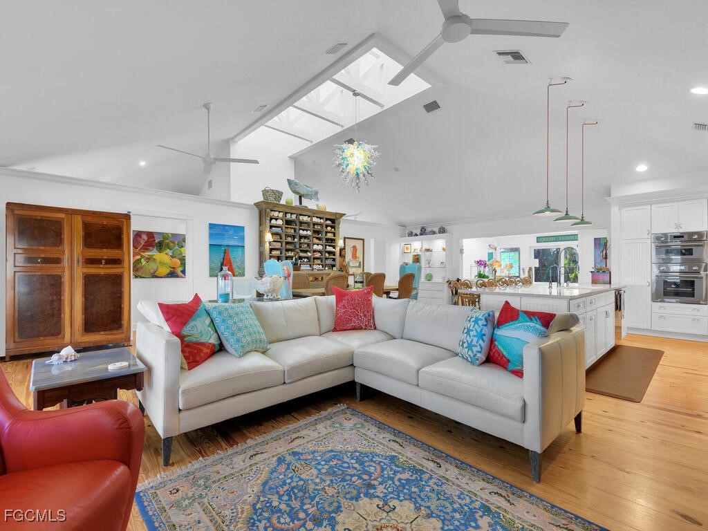 8315 Main Street Bokeelia FL 33922 2025024492 image23