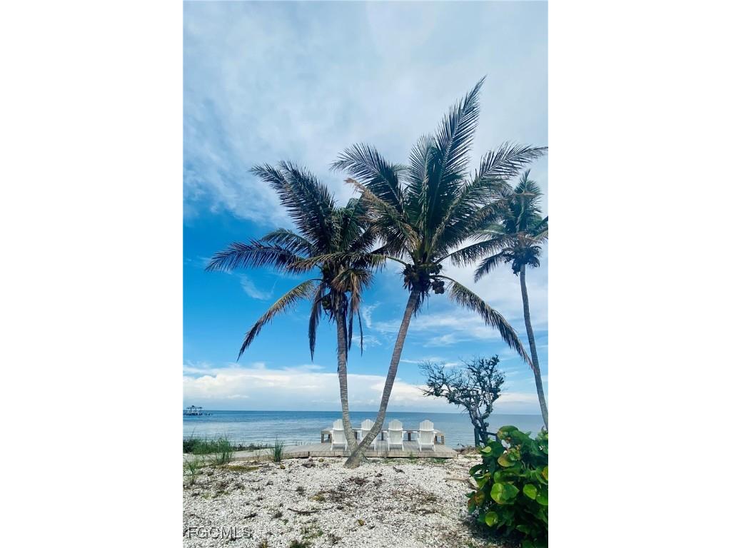 8315 Main Street Bokeelia FL 33922 2025024492 image48