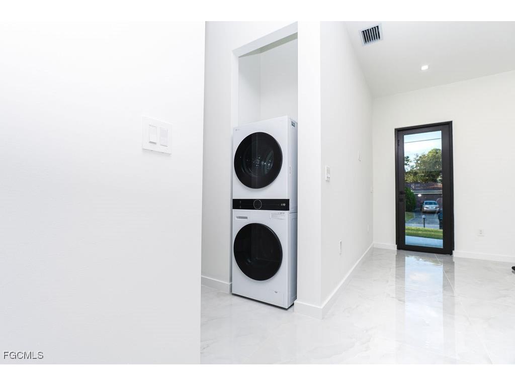 832 Carpenter Street E Lehigh Acres FL 33974 2025016312 image11