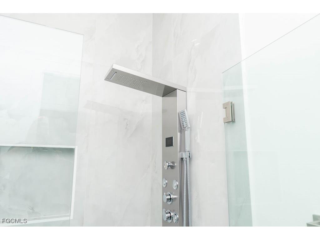 832 Carpenter Street E Lehigh Acres FL 33974 2025016312 image35