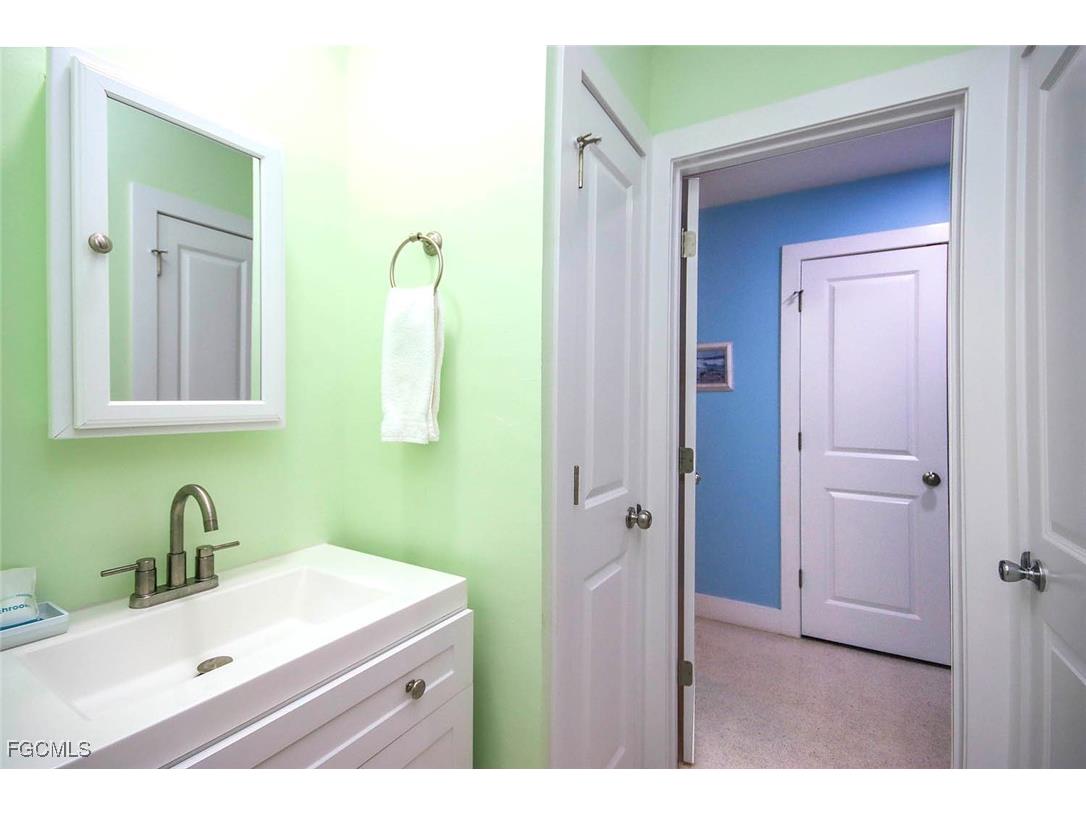 832 Donax Street #A1 Sanibel FL 33957 2025013223 image18