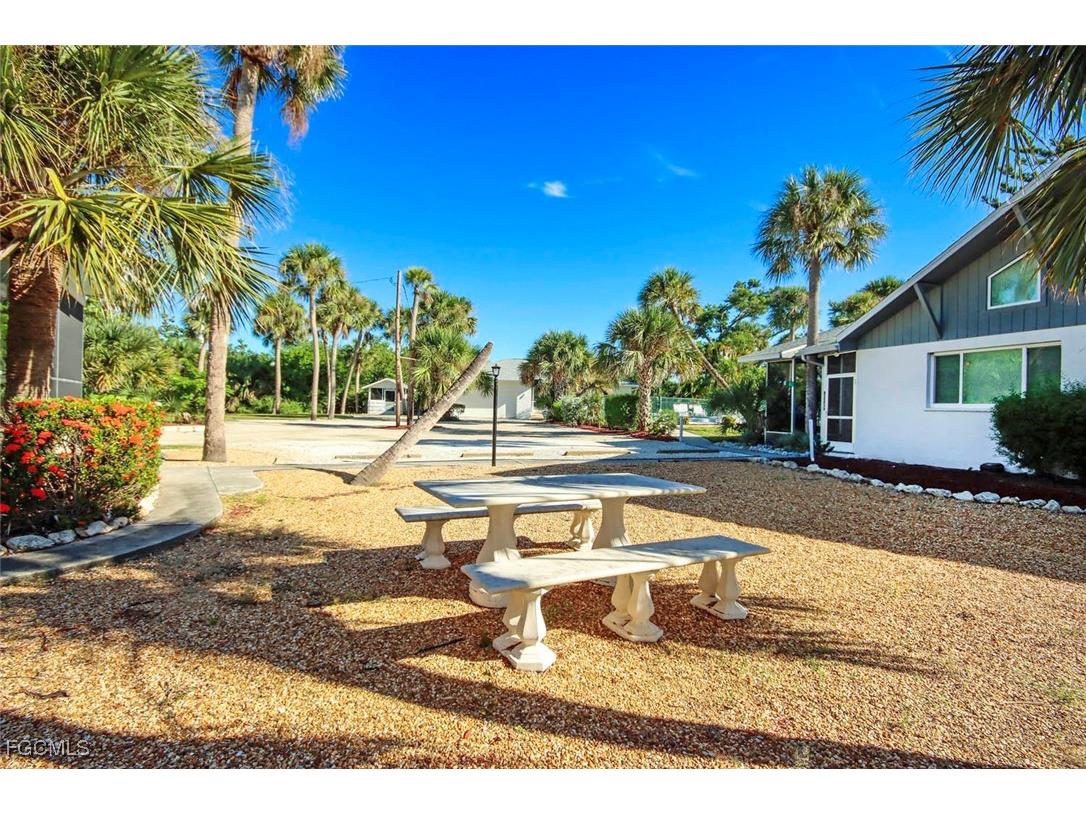 832 Donax Street #A1 Sanibel FL 33957 2025013223 image21