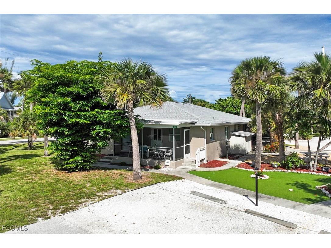 832 Donax Street #A1 Sanibel FL 33957 2025013223 image22