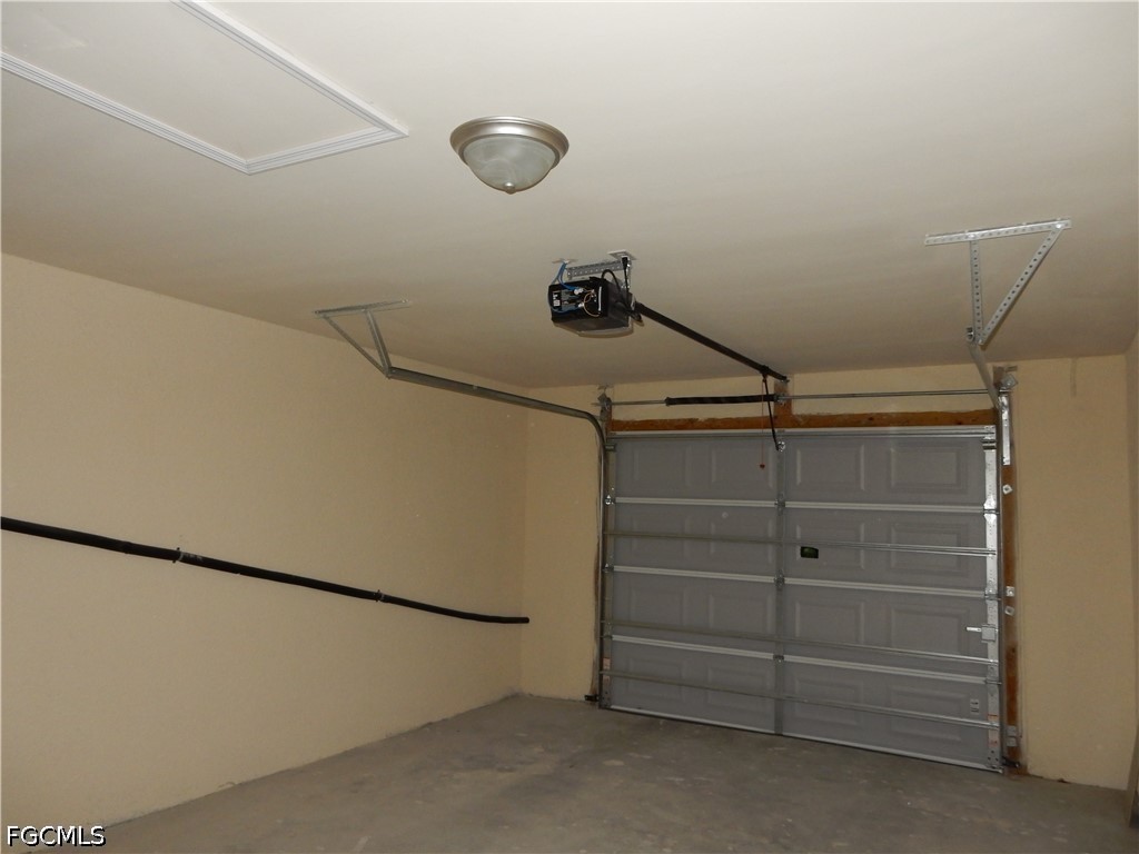 832 Gleason Parkway Cape Coral FL 33914 2026028998 image1