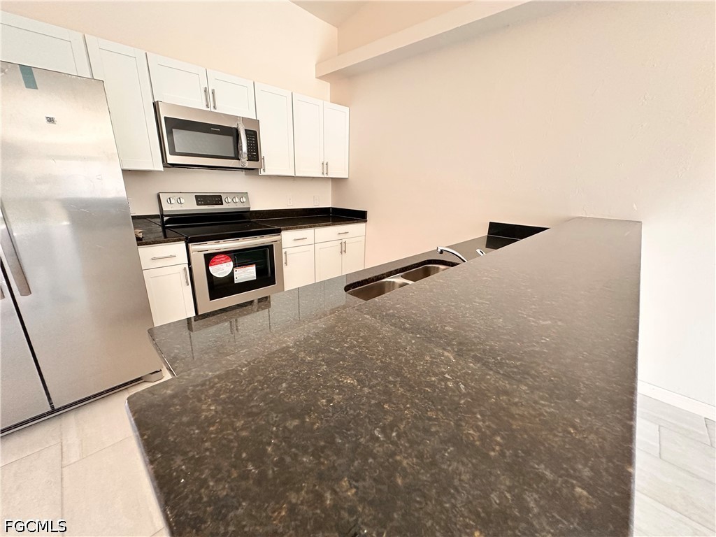832 Gleason Parkway Cape Coral FL 33914 2026028998 image7