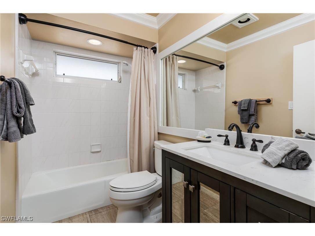 832 Swan Drive Marco Island FL 34145 224014962 image28