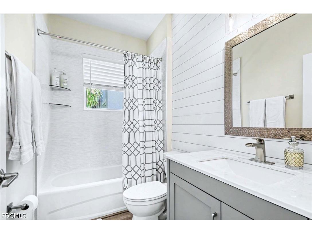 8324 Laurel Lakes Boulevard Naples FL 34119 2026029873 image13