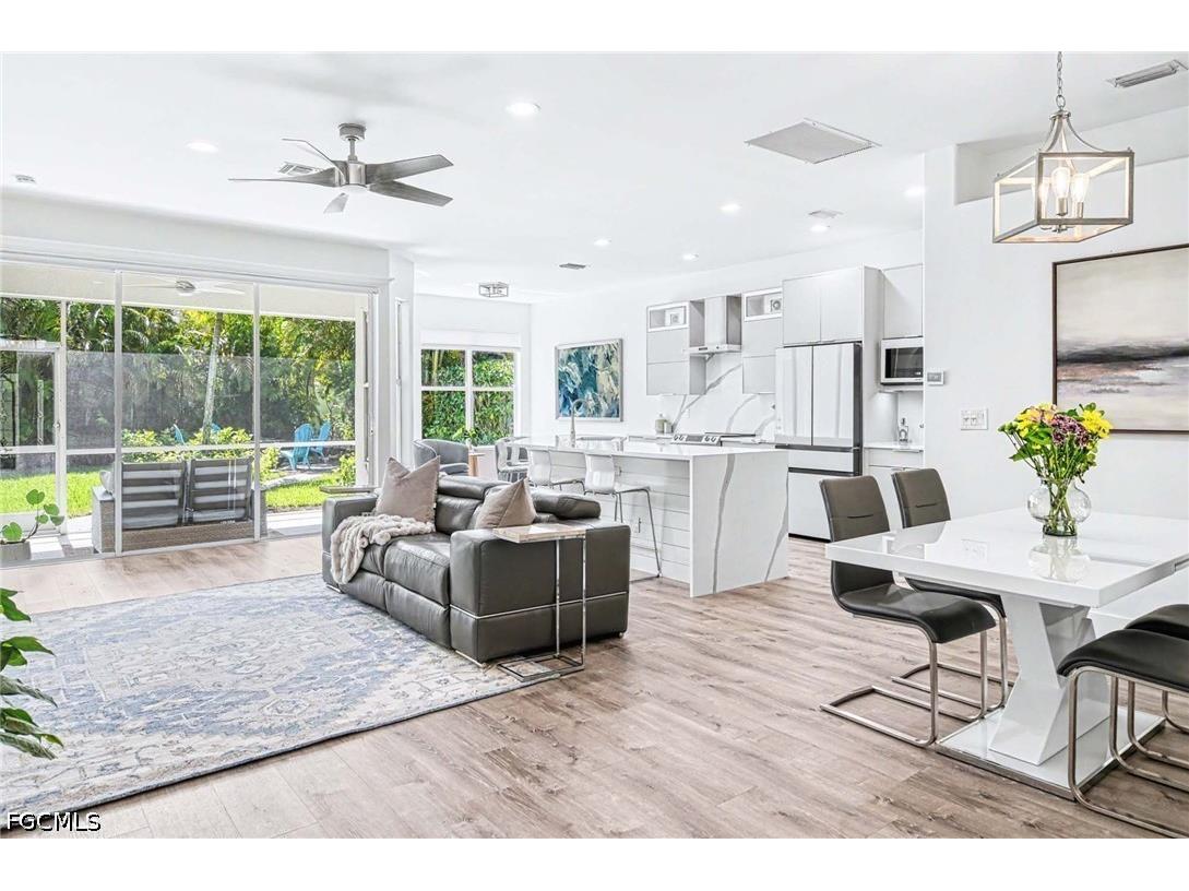 8324 Laurel Lakes Boulevard Naples FL 34119 2026029873 image3