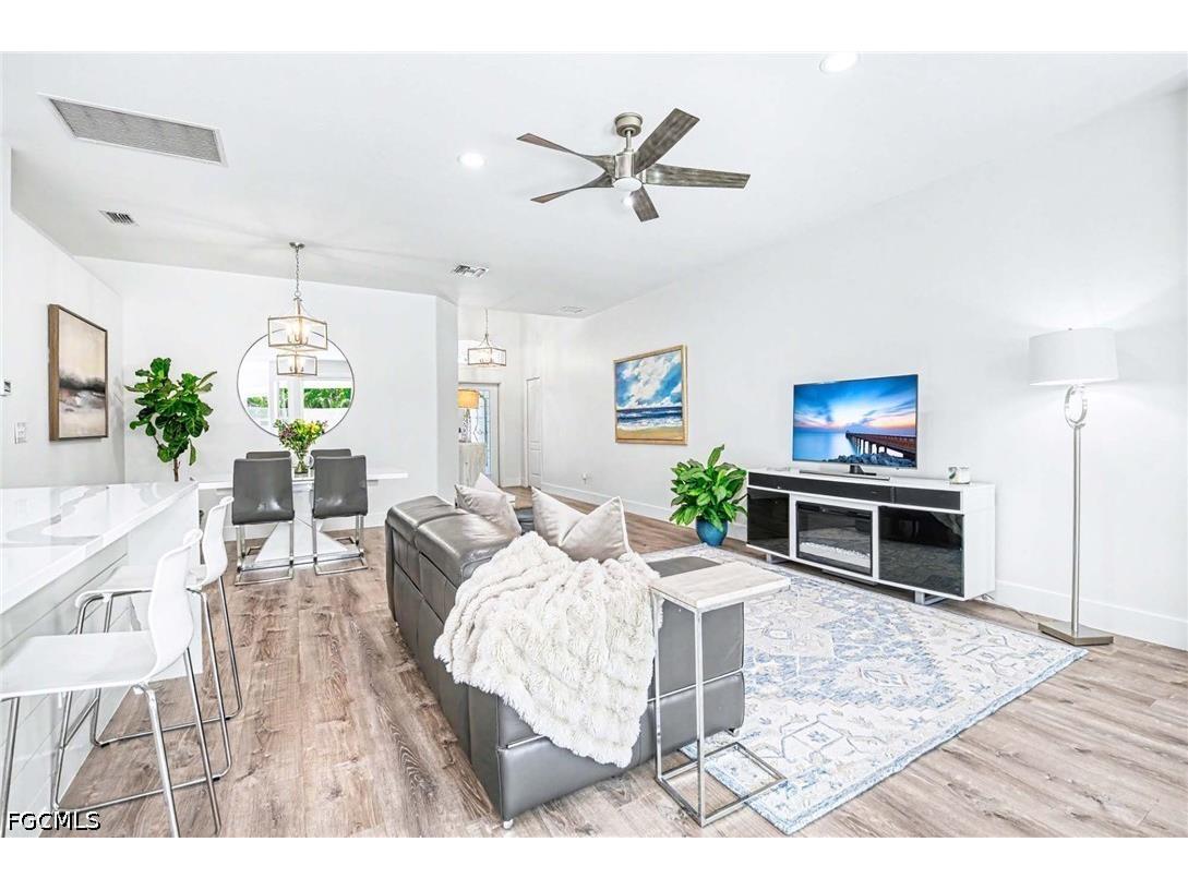8324 Laurel Lakes Boulevard Naples FL 34119 2026029873 image5