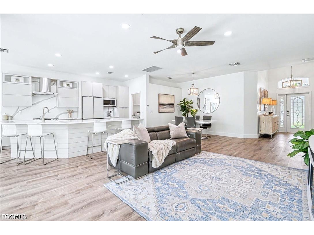 8324 Laurel Lakes Boulevard Naples FL 34119 2026029873 image6