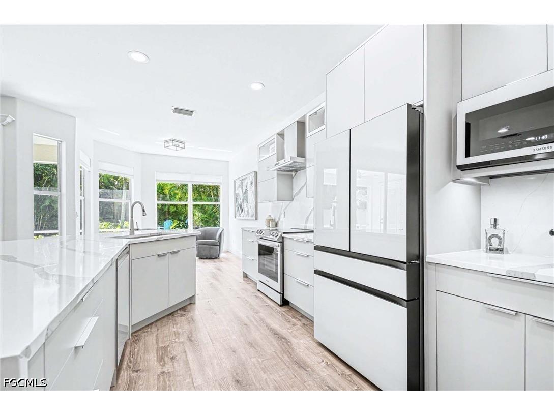 8324 Laurel Lakes Boulevard Naples FL 34119 2026029873 image9