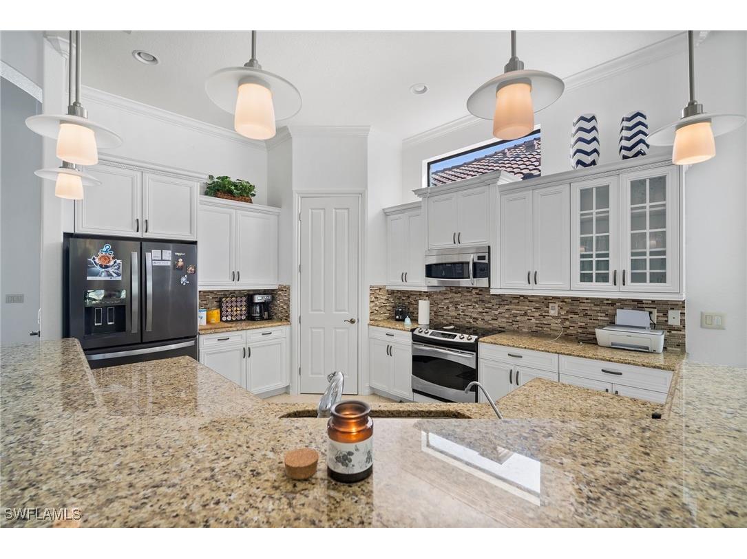 8326 Adelio Lane Fort Myers FL 33912 225078752 image4