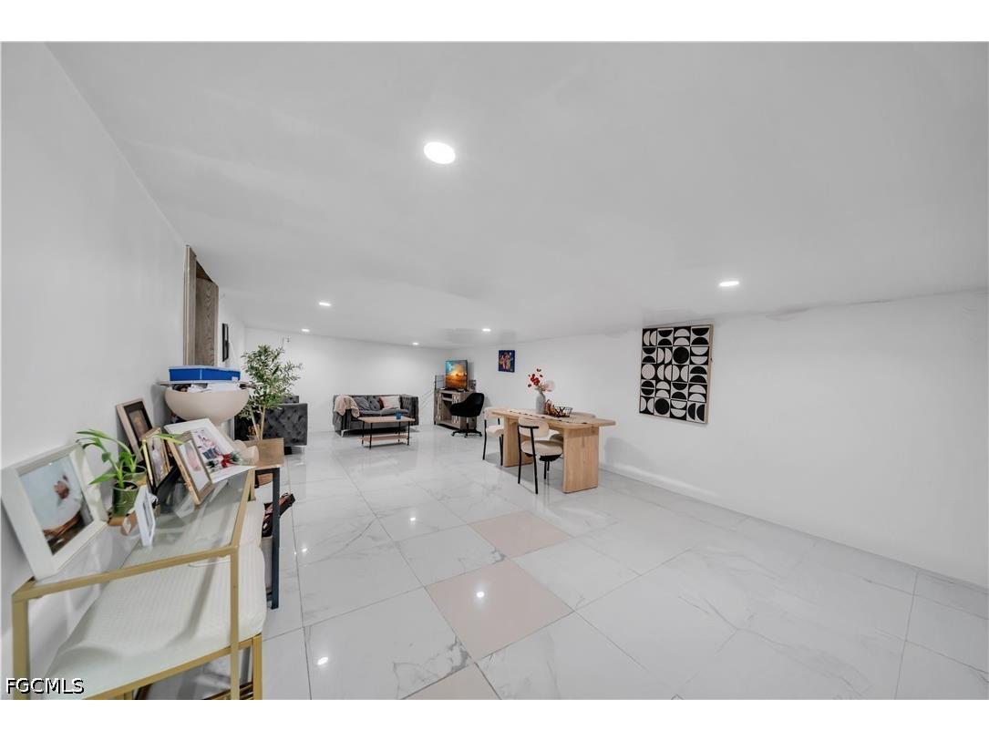 8326 Breeze Drive North Fort Myers FL 33917 2026027342 image12