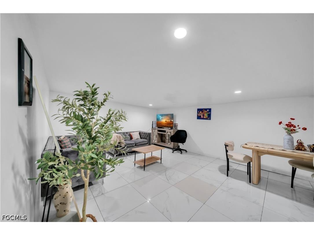 8326 Breeze Drive North Fort Myers FL 33917 2026027342 image13