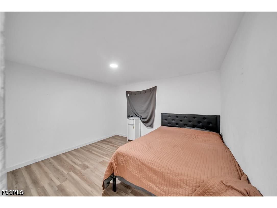 8326 Breeze Drive North Fort Myers FL 33917 2026027342 image15