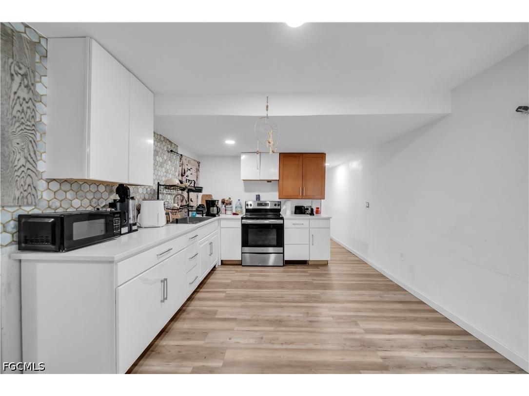 8326 Breeze Drive North Fort Myers FL 33917 2026027342 image9