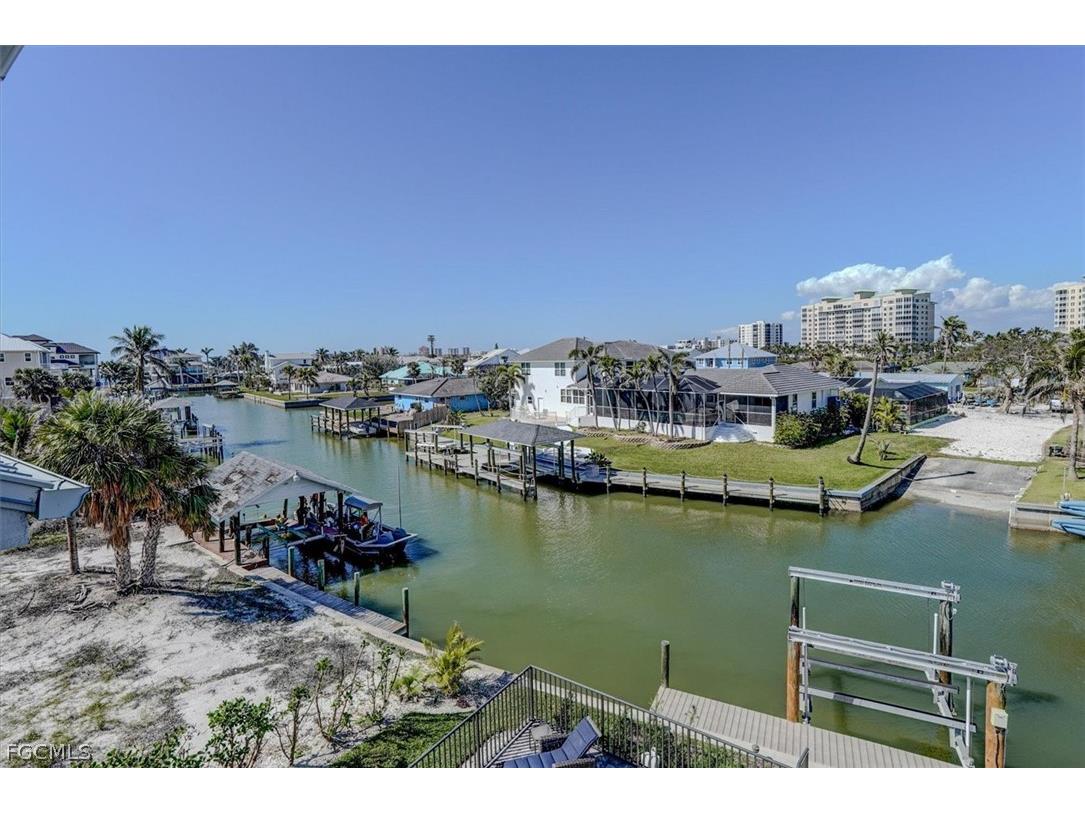 8327 Estero Boulevard Fort Myers Beach FL 33931 2026007949 image33
