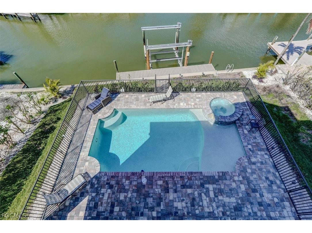 8327 Estero Boulevard Fort Myers Beach FL 33931 2026007949 image38
