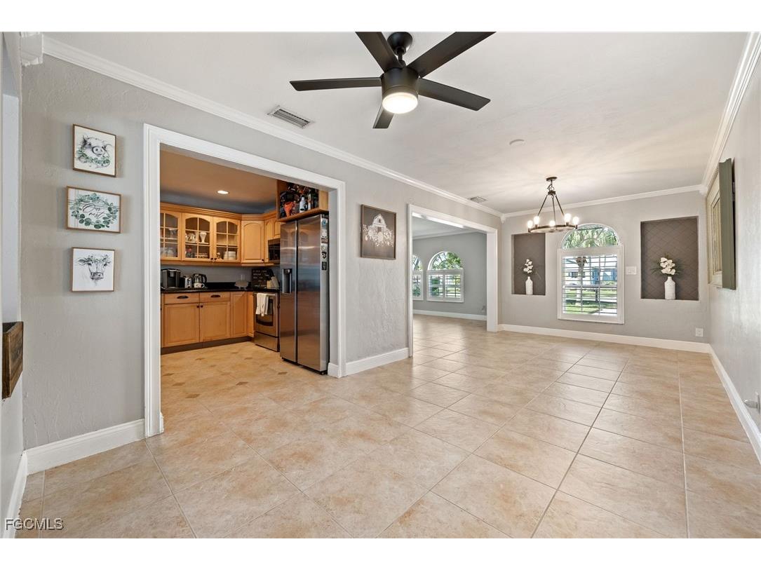 8327 Riviera Avenue Fort Myers FL 33919 2025012596 image14