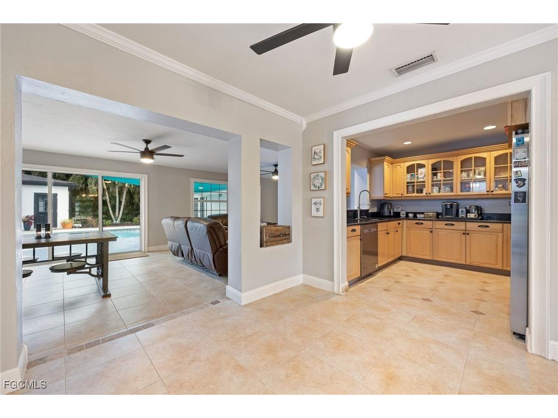 8327 Riviera Avenue Fort Myers FL 33919 2025012596 image15