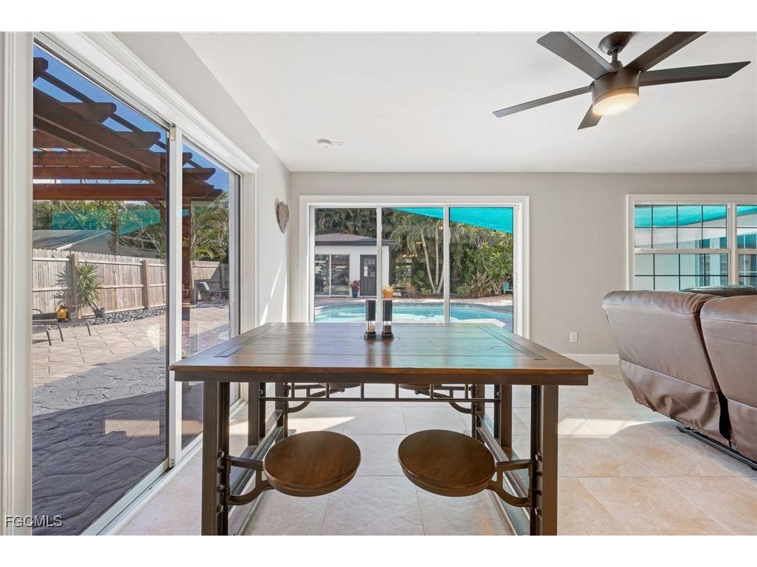 8327 Riviera Avenue Fort Myers FL 33919 2025012596 image19