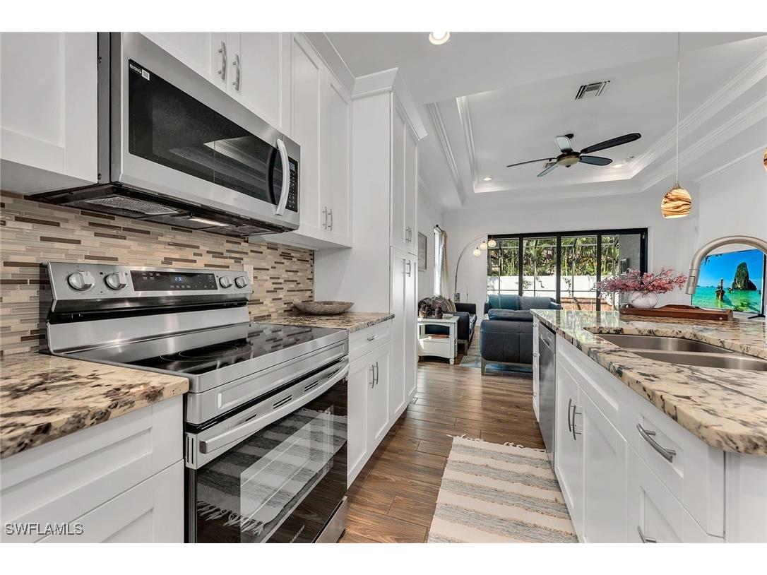 833 109th Avenue N Naples FL 34108 225078582 image3