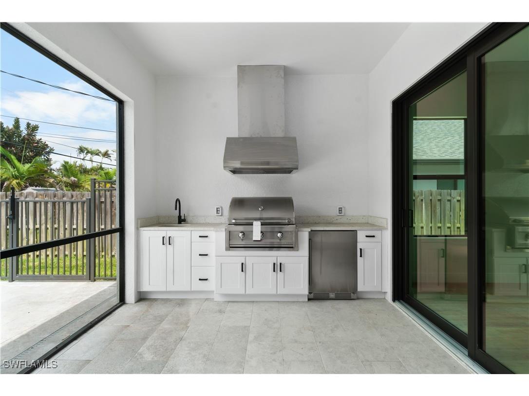 833/837 91st Avenue N Naples FL 34108 225083840 image16