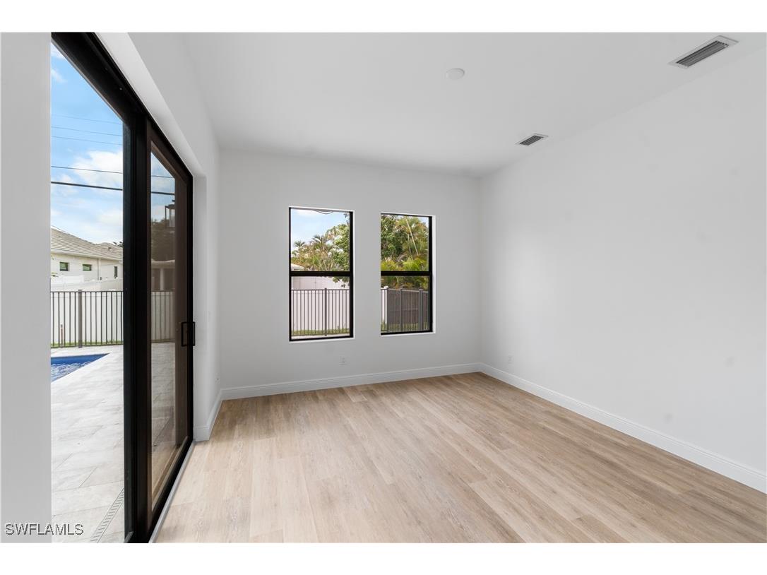833/837 91st Avenue N Naples FL 34108 225083840 image22