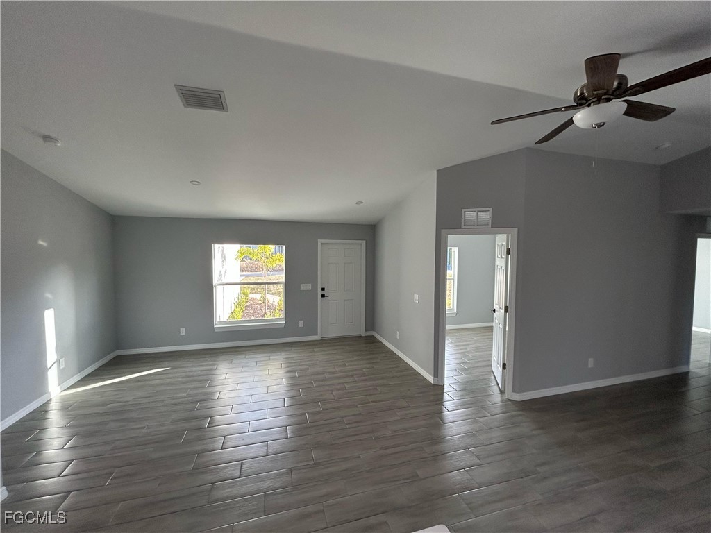 833 Chantilly Street E Lehigh Acres FL 33974 2025008838 image11