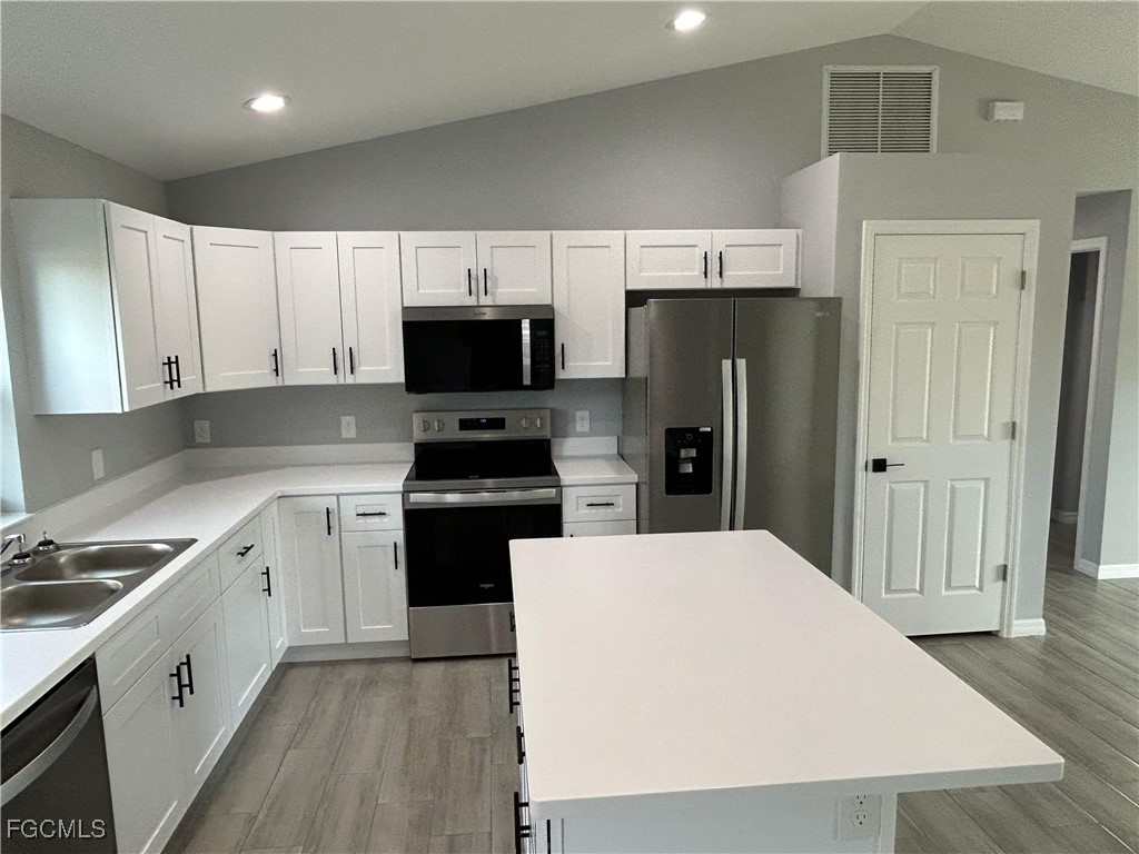 833 Chantilly Street E Lehigh Acres FL 33974 2025008838 image18