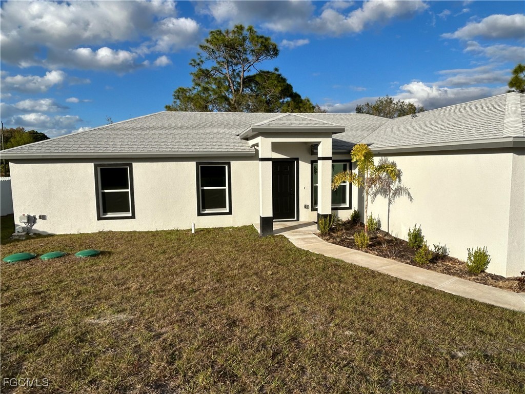 833 Chantilly Street E Lehigh Acres FL 33974 2025008838 image4
