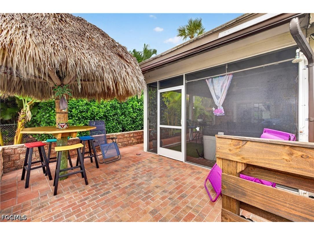 833 N Town And River Drive Fort Myers FL 33919 2026025005 image12