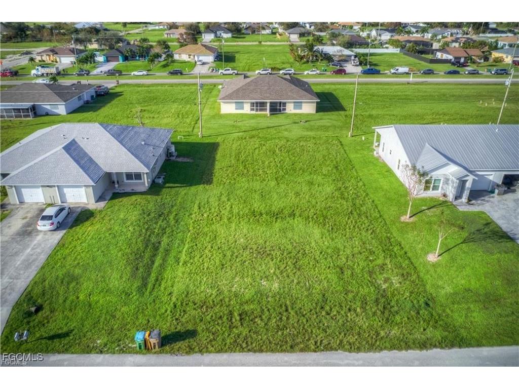 833 NE 15th Lane Cape Coral FL 33909 2025002553 image8