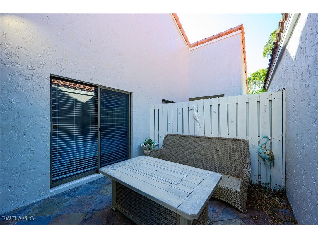 833 Reef Point Circle Naples FL 34108 225084323 image3