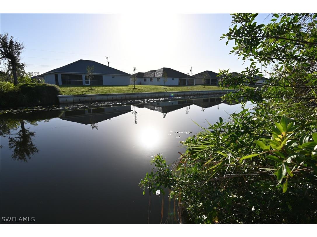 833 SW 11th Court Cape Coral FL 33991 223010612 image1