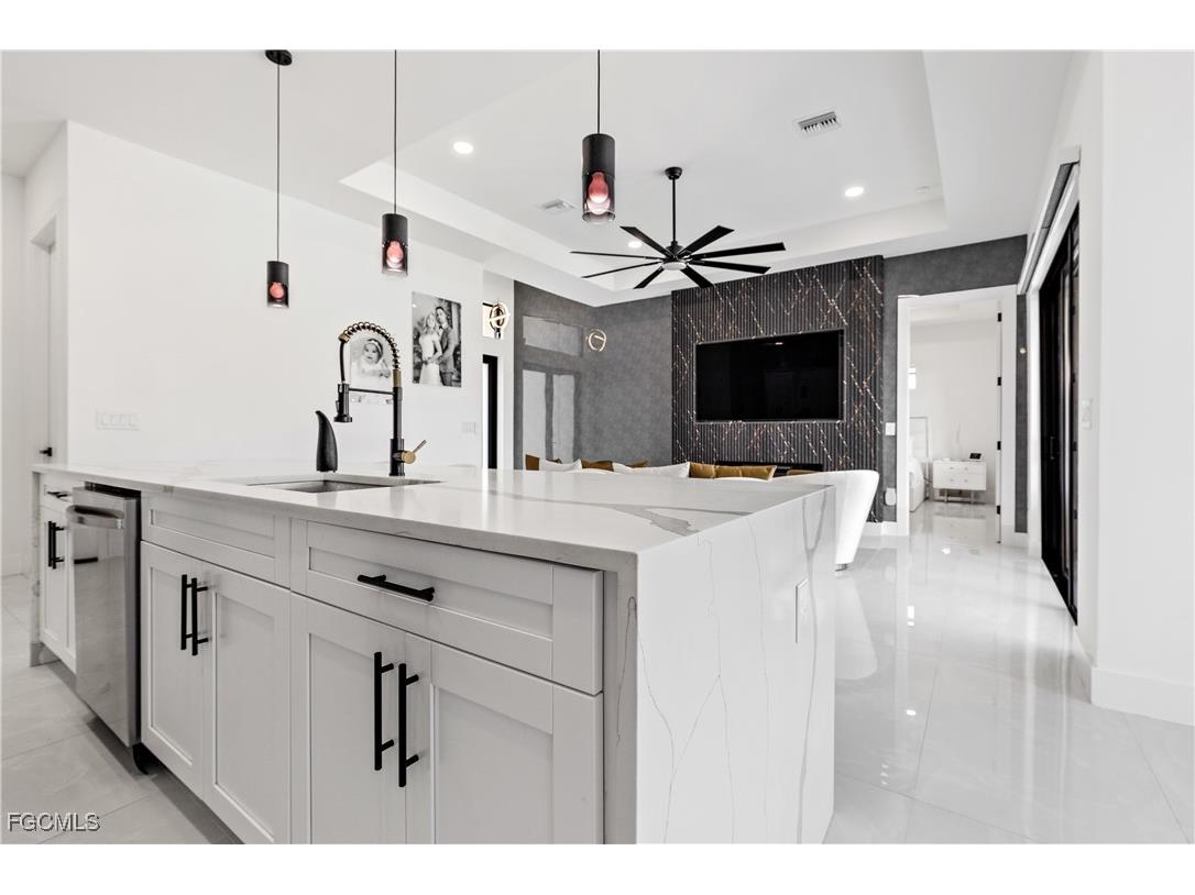 833 SW 16th Terrace Cape Coral FL 33991 2025018314 image12