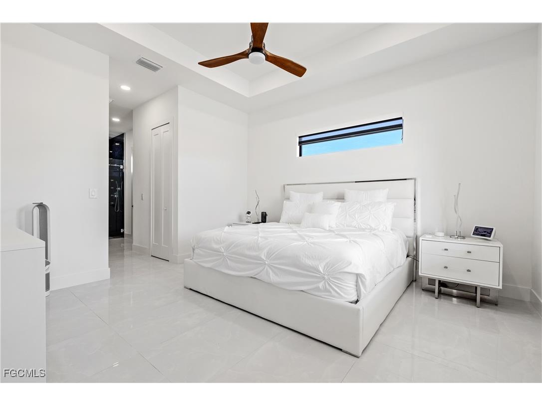 833 SW 16th Terrace Cape Coral FL 33991 2025018314 image14