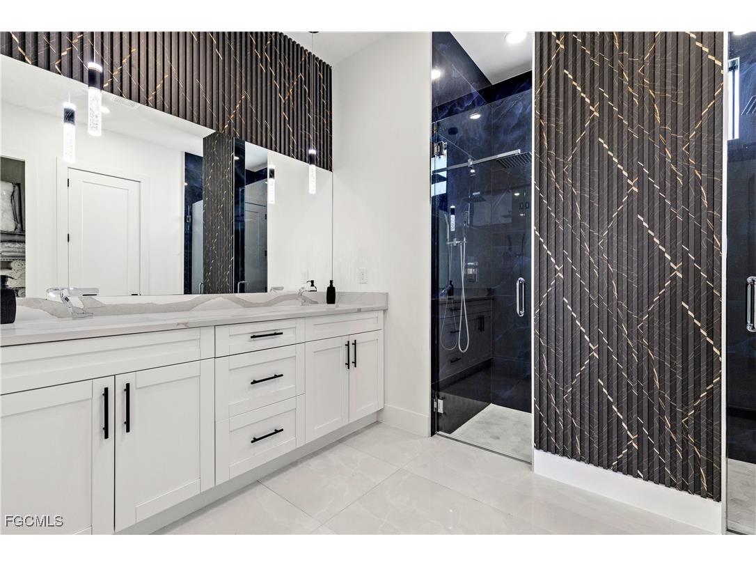 833 SW 16th Terrace Cape Coral FL 33991 2025018314 image18