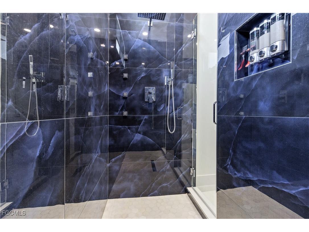 833 SW 16th Terrace Cape Coral FL 33991 2025018314 image19