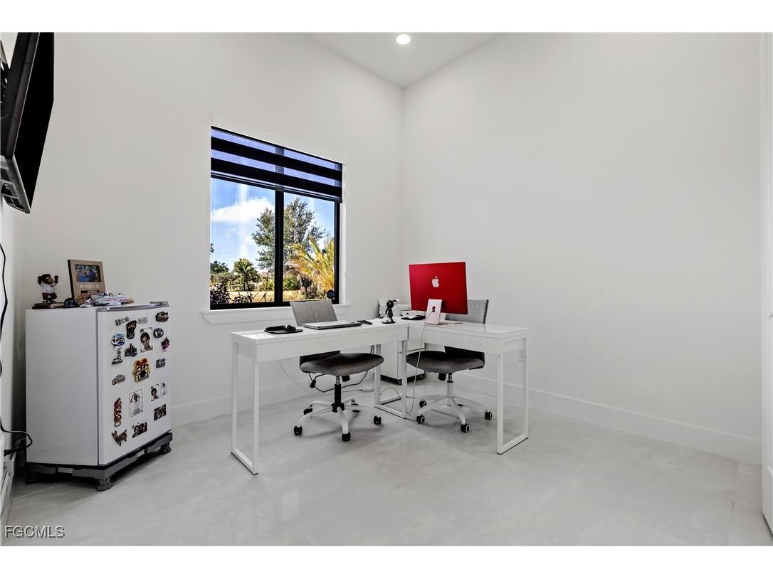 833 SW 16th Terrace Cape Coral FL 33991 2025018314 image26