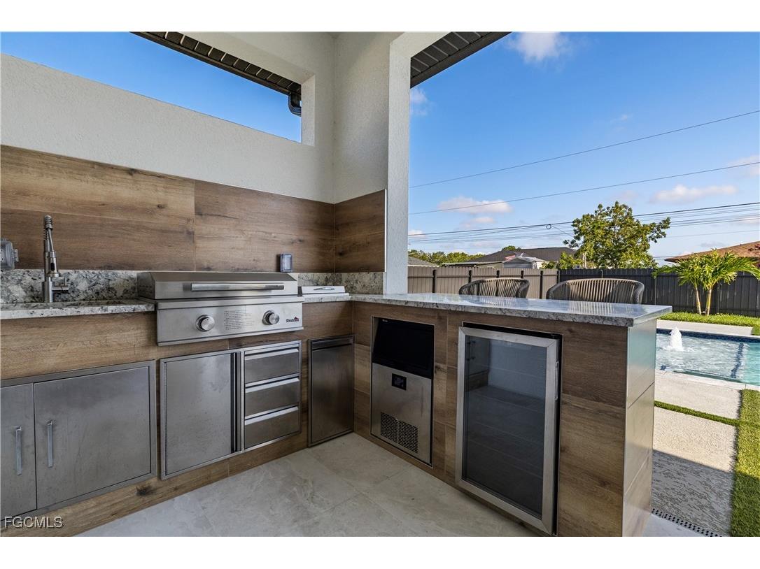 833 SW 16th Terrace Cape Coral FL 33991 2025018314 image32