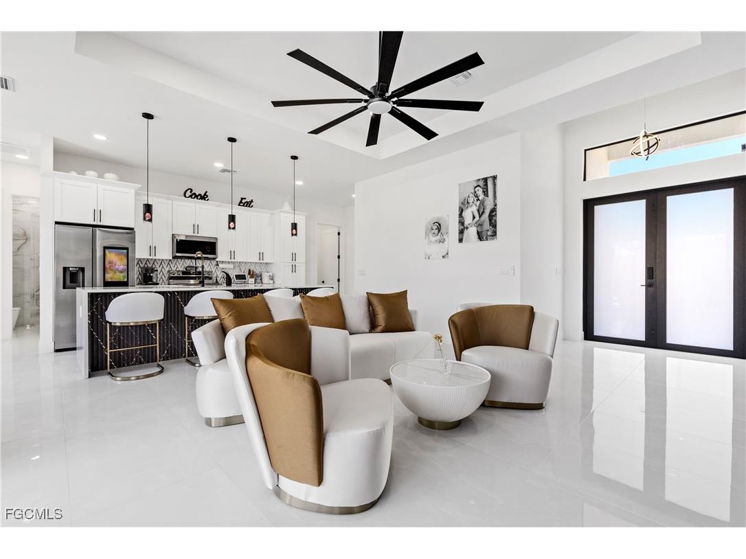 833 SW 16th Terrace Cape Coral FL 33991 2025018314 image4