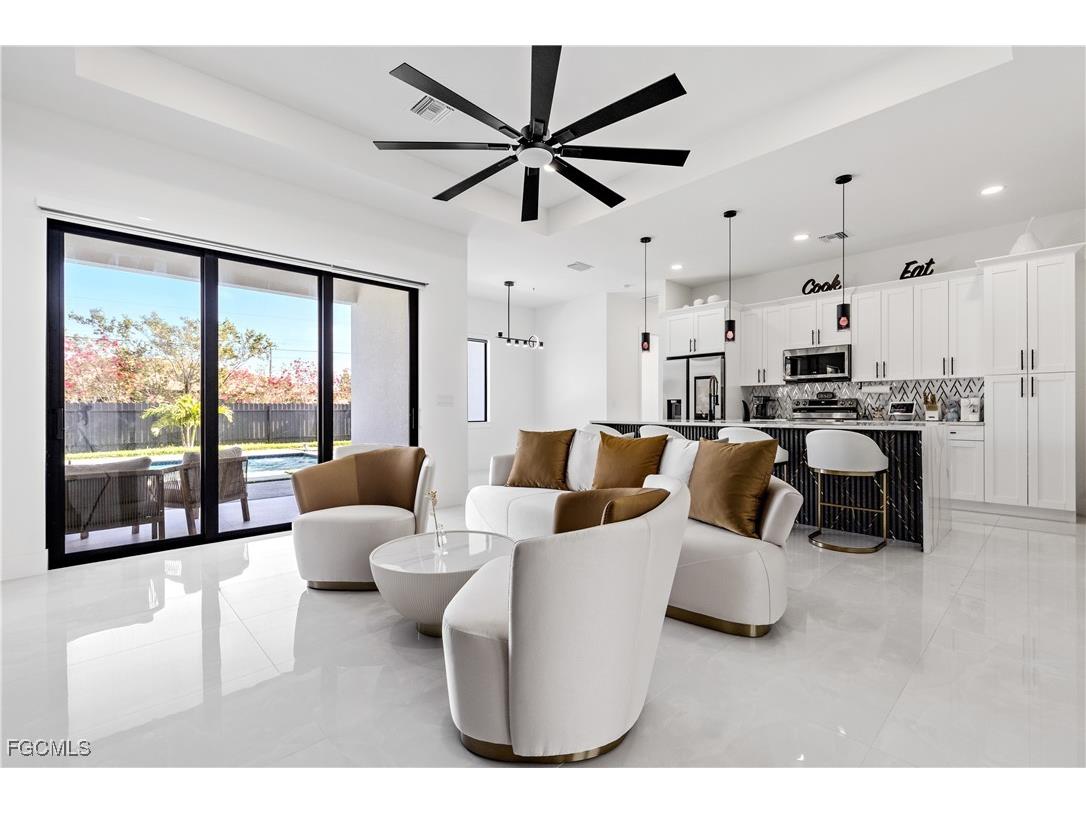 833 SW 16th Terrace Cape Coral FL 33991 2025018314 image7