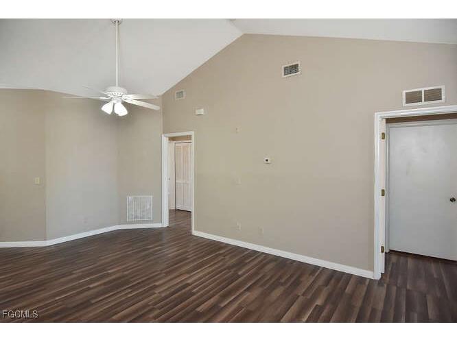 8331 Bernwood Cove Loop #1402 Fort Myers FL 33966 2025022296 image6