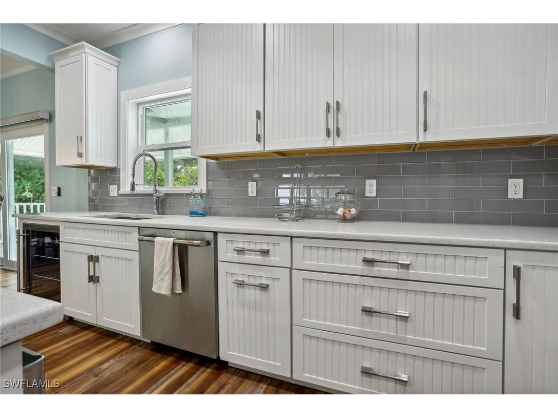 8335 Main Street Bokeelia FL 33922 224063831 image25