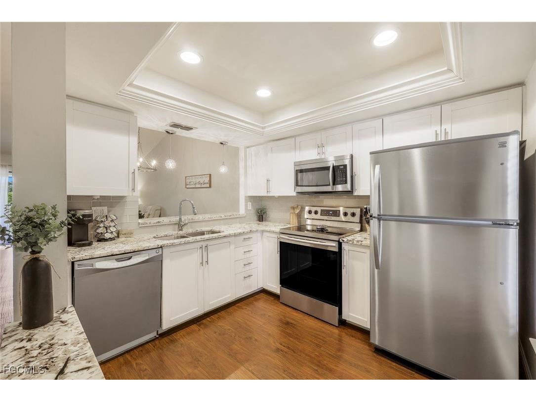 8336 Charter Club Circle #10 Fort Myers FL 33919 2025016978 image10