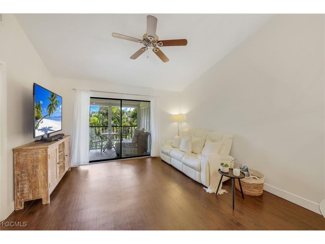 8336 Charter Club Circle #10 Fort Myers FL 33919 2025016978 image12