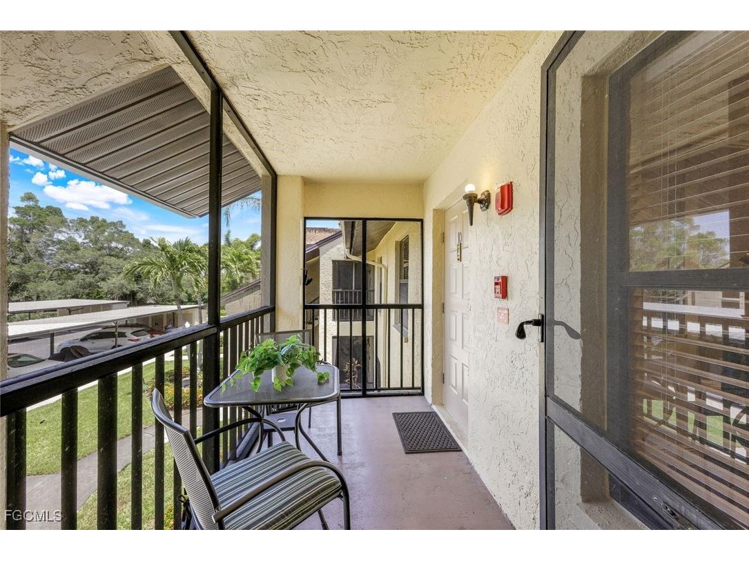 8336 Charter Club Circle #10 Fort Myers FL 33919 2025016978 image7